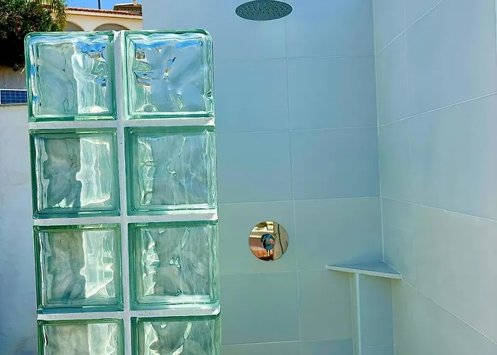 Апартаменты A2405 Modern 2 Bed 2 Bath Penthouse Burriana Нерха